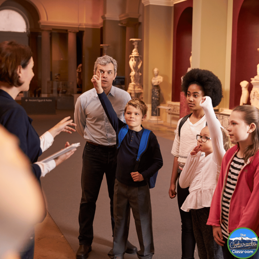 In this photo, a group of students are visiting a museum.